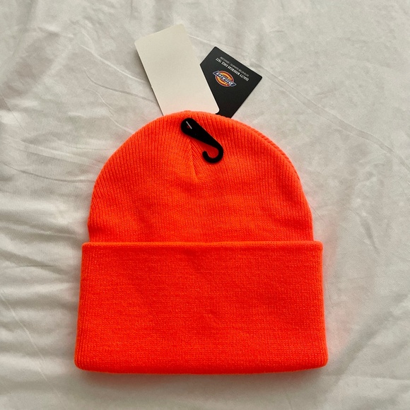 Dickies Neon Orange  Reflective Beanie Hat New NWT One Size - Picture 2 of 3